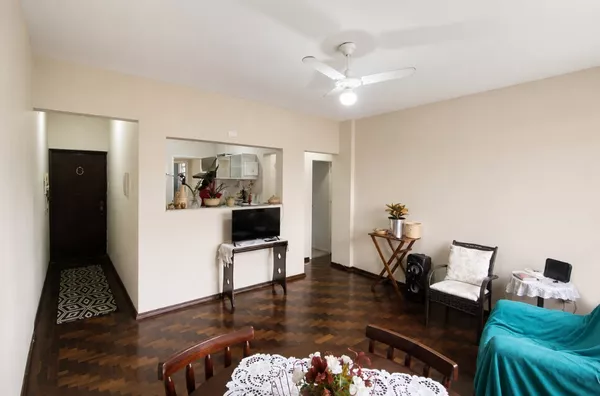 Apartamento 2 Dormitórios à Venda no Centro Histórico de Porto Alegre | Em Frente ao Zaffari