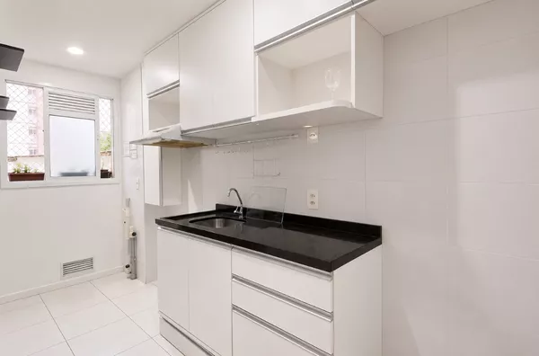Apartamento 2 Dormitórios com Garagem | Próximo à PUCRS | Porto Alegre