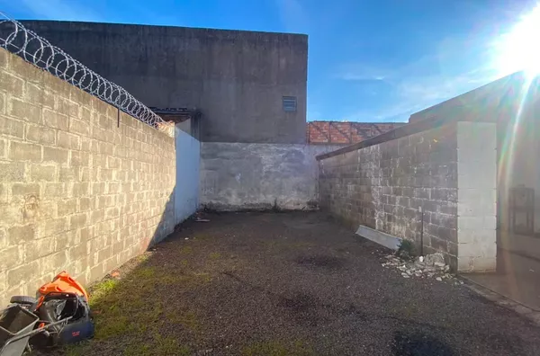 Pavilhão Comercial à Venda | 200m² | São José | Porto Alegre