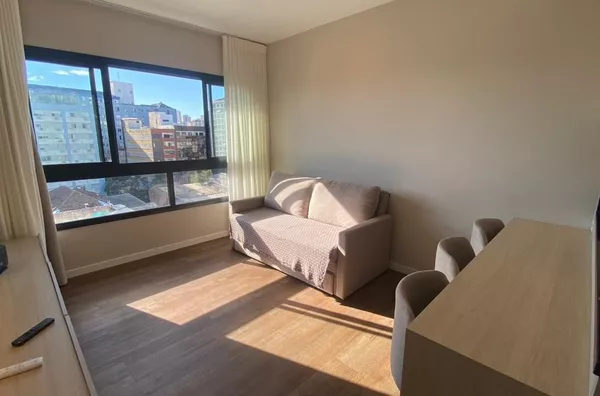 Apartamento 1 Dormitório Mobiliado no GO Cidade Baixa | 48m² | Churrasqueira | Vaga