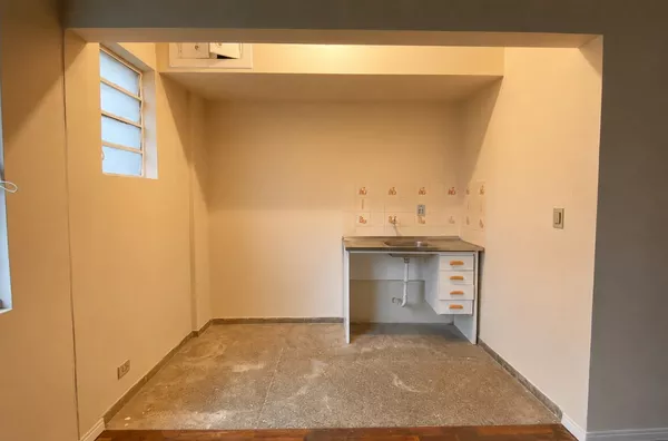 Apartamento 1 Quarto à Venda no Centro Histórico Porto Alegre