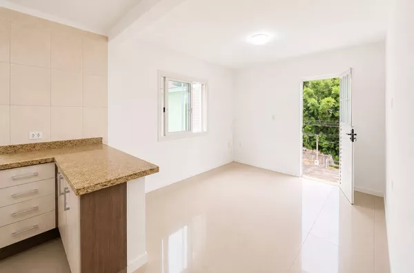 Casa 2 dormitórios com Pátio no bairro Vila Nova Porto Alegre