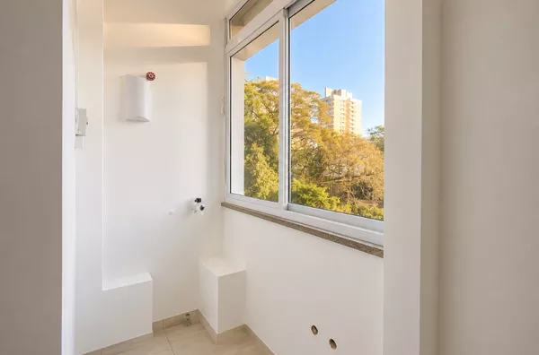Apartamento 2 Quartos à Venda no Menino Deus | Porto Alegre