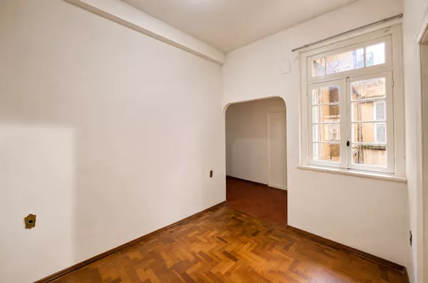 Apartamento 2 Quartos para Alugar no Centro Histórico - Porto Alegre