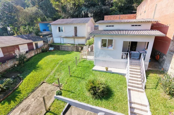 Terreno 600m² com 2 casas à venda no bairro Vila Nova | PORTO ALEGRE