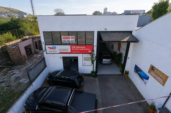Pavilhão Comercial à Venda | 200m² | São José | Porto Alegre