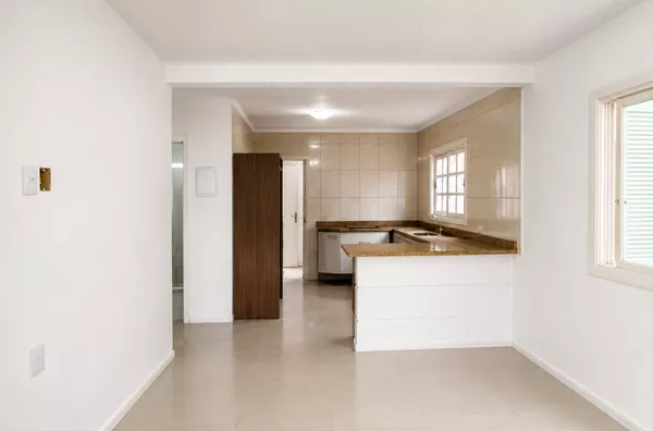 Casa 2 dormitórios com Pátio no bairro Vila Nova Porto Alegre