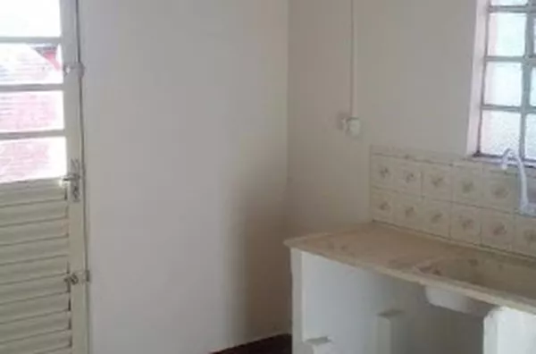 Casa em Vila Tibério  -  Ribeirão Preto