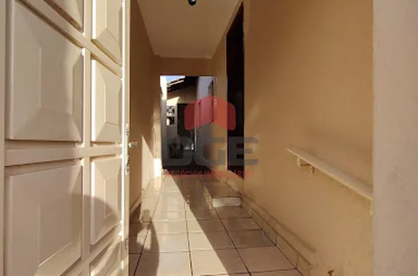 Casa em Vila Tiberio  -  Ribeirão Preto - Foto 2