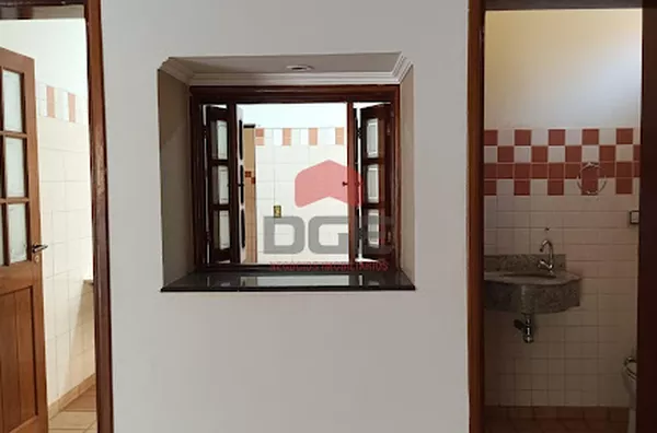 Sobrado no Sumarezinho  -  Ribeirão Preto - Foto 1