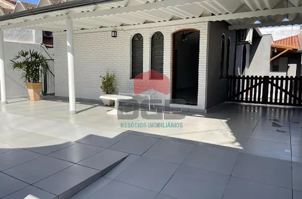 Casa em Independência  -  Ribeirão Preto - Foto 1