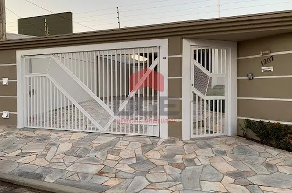 Casa em Ribeirânia  -  Ribeirão Preto - Foto 1