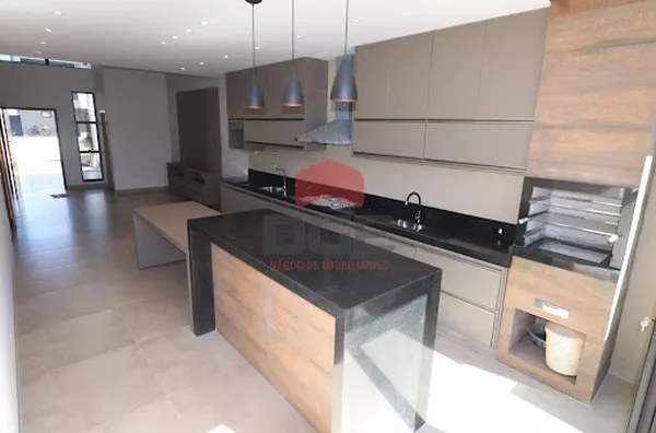 Casa com piscina no San Marco 2  -  Ribeirão Preto