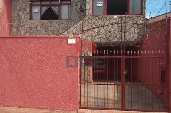 Casa em Ipiranga  -  Ribeirão Preto - Foto 1