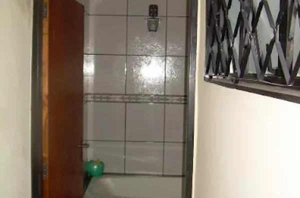 corredor para banheiro