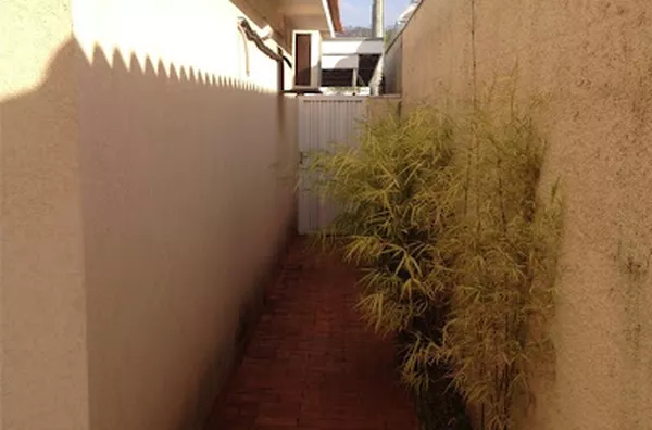Lateral
