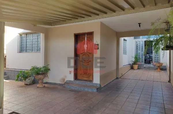 Casa em Vila Virginia  -  Ribeirão Preto