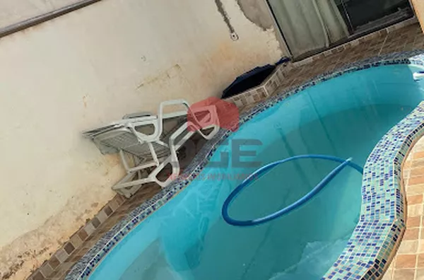 Casa em Jardim Castelo Branco  -  Ribeirão Preto - Foto 1