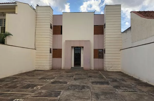 Apartamento em Presidente Médici  -  Ribeirão Preto - Foto 1