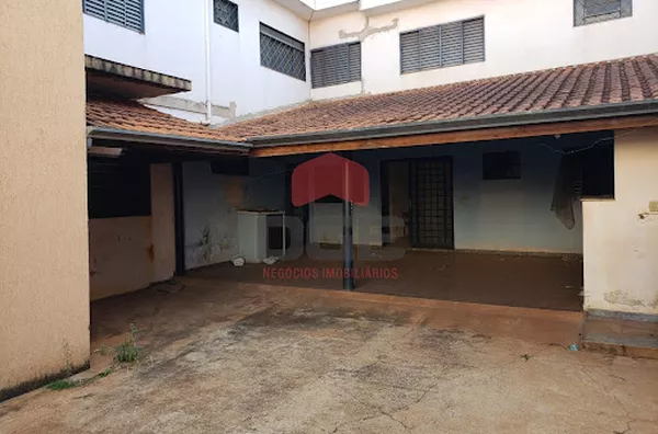 Sobrado em Sumarezinho  -  Ribeirão Preto - Foto 1