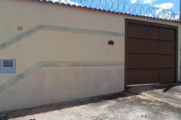 Casa para aluguel e venda Parque das Oliveiras RIBEIRAO PRETO - Foto 1