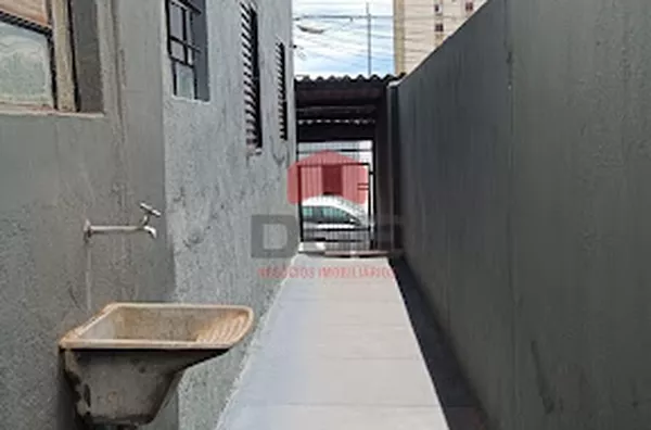 Casa em Jardim Anhanguera  -  Ribeirão Preto - Foto 2