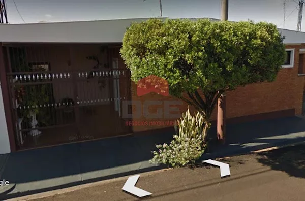 Casa em Vila Tiberio  -  Ribeirão Preto - Foto 1