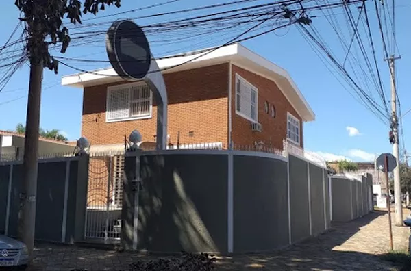 Sobrado em Jardim Sumaré  -  Ribeirão Preto - Foto 1
