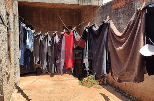 Casa de rua em Parque Residencial Candido Portinari  -  Ribeirão Preto - Foto 4
