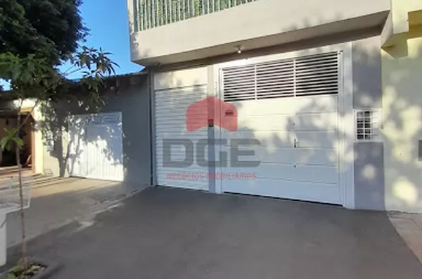 Casa em Jardim Helena  -  Ribeirão Preto - Foto 1