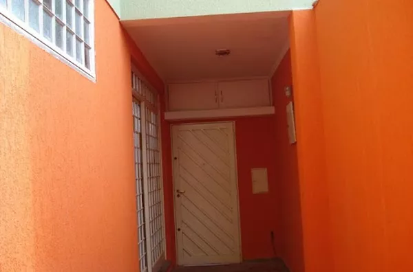 Entrada Lateral da Casa