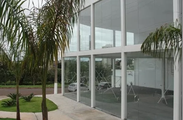 Lateral do Prédio