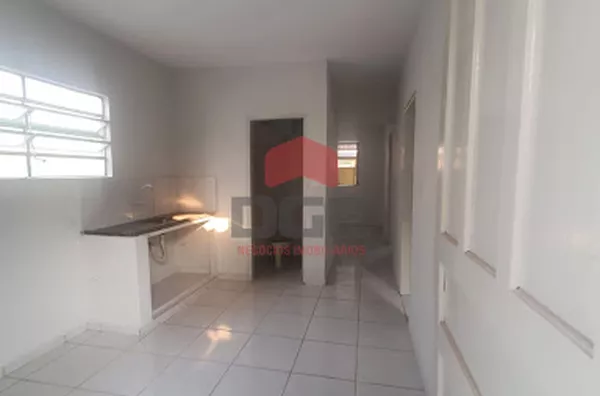 Casa em Ipiranga  -  Ribeirão Preto - Foto 3