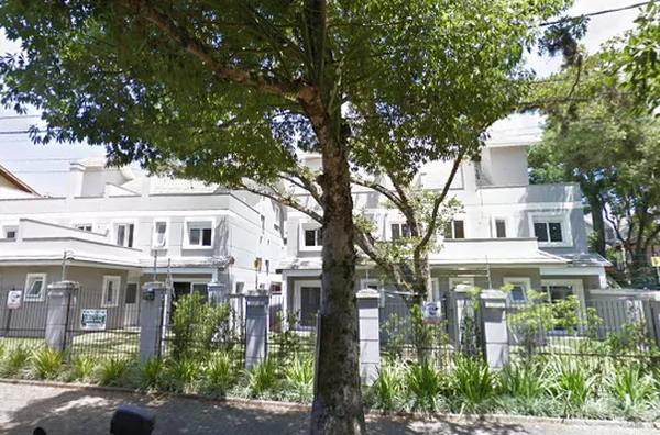 Fachada fundos