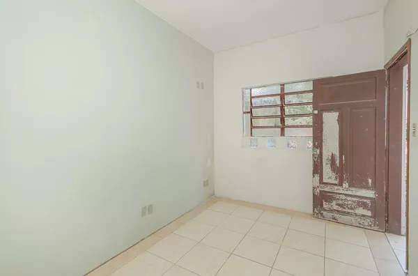 ESLC 140 Casa 612521066-7