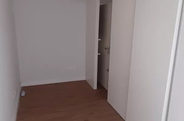 Sala - sala 402