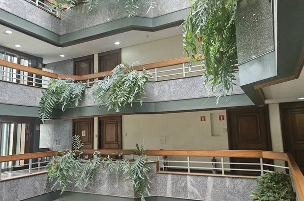 Edifício Royal Center Sala 303e304