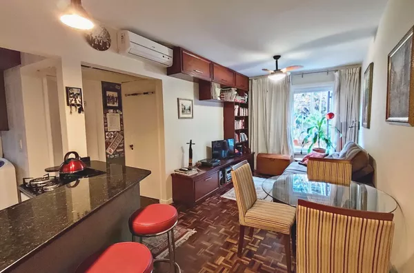Apartamento para venda, 1 quarto(s),  Mont Serrat, Porto Alegre