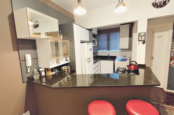 Apartamento para venda, 1 quarto(s),  Mont Serrat, Porto Alegre