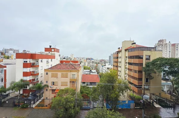 Apartamento 3 dormitórios com suíte, 2 vagas e piscina no Higienópolis - Foto 21
