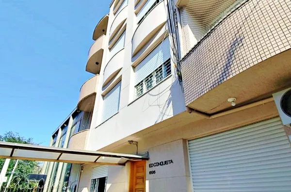  Seu apê com sol da manhã no São Geraldo, Porto Alegre