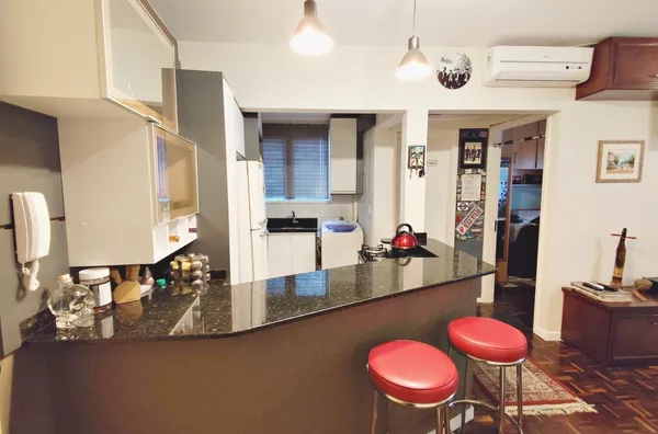 Apartamento para venda, 1 quarto(s),  Mont Serrat, Porto Alegre