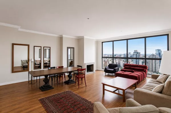 Apartamento com 121m², 3 dormitórios e 3 vagas no Três Figueiras