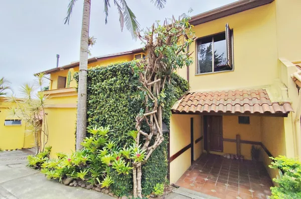 Casa em condomínio para venda, 2 quarto(s),  Jardim Sabará, Porto Alegre
