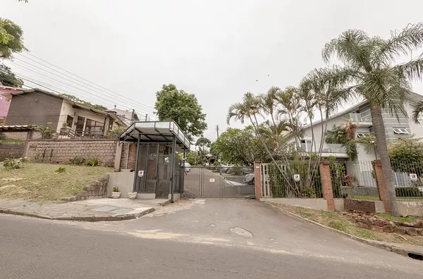 Casa em Condomínio NE 100 Casa 28