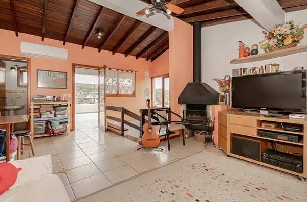Casa em Condomínio NE 100 Casa 28