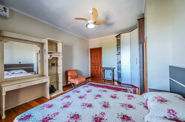 Casa em Condomínio no Nonoai 
