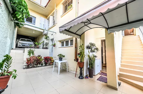 Casa em Menino Deus