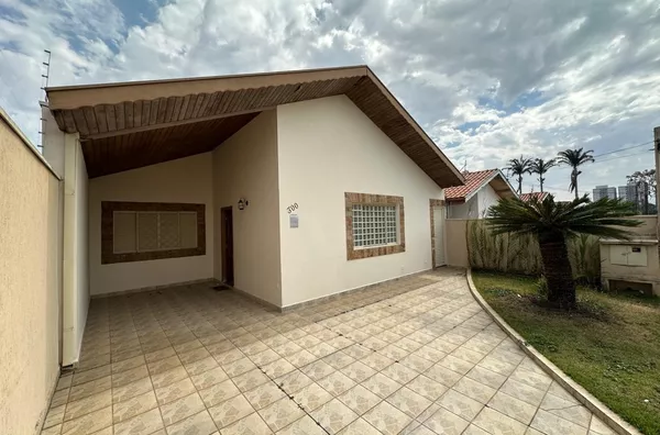 Casa para venda com 3 dormitórios. - Foto 1