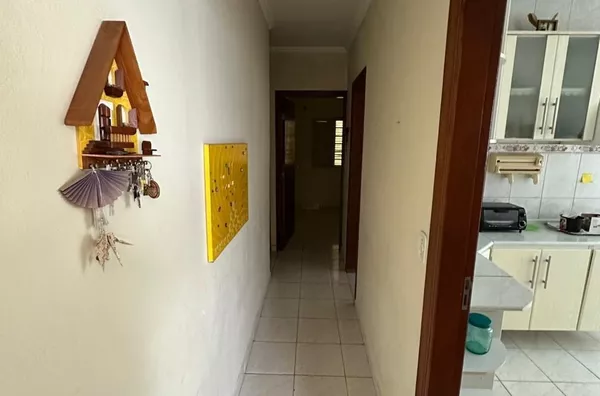 Casa para venda com 3 dormitórios. - Foto 3